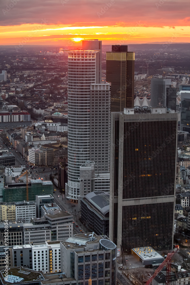 Obraz premium frankfurt am main germany cityscape sundown