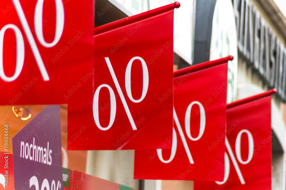 Einzelhandel, Preissenkung in Prozenten StockFoto Adobe Stock