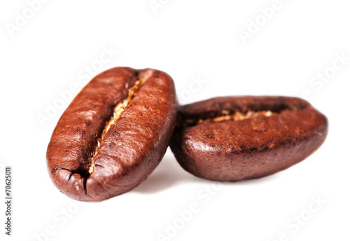Roasted Coffee Beans isolated on white background with shadow, M