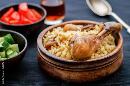 pilaf with dates, figs and chicken