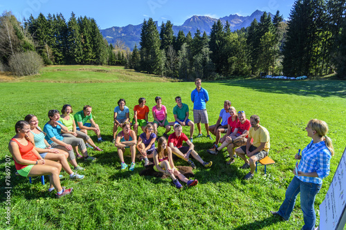 Canvastavla Team-Event auf grüner Wiese