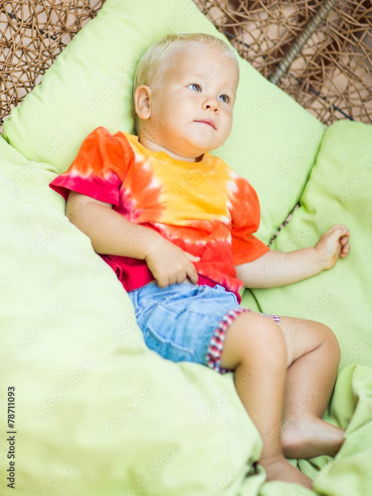 Fototapeta premium Baby relaxing