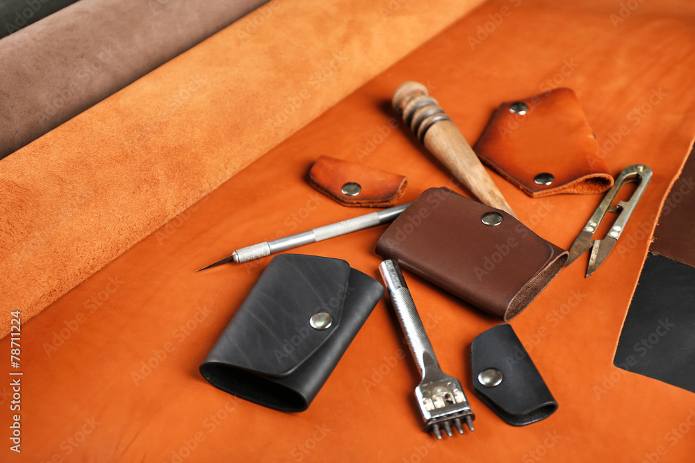 Hand made leather man accessories and tools Hand made leather man accessories and tools