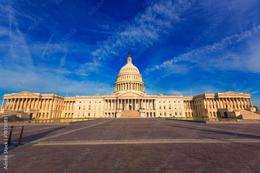 Fototapeta premium Capitol building Washington DC east facade US