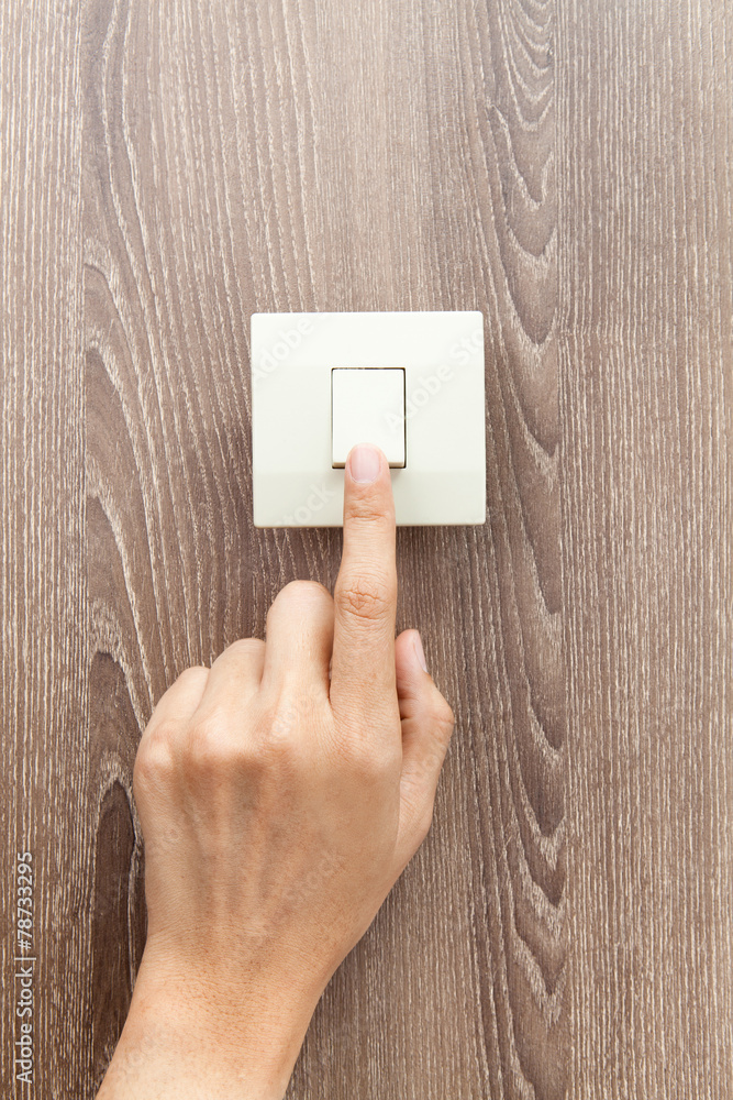 One finger switching turned on off, press the button