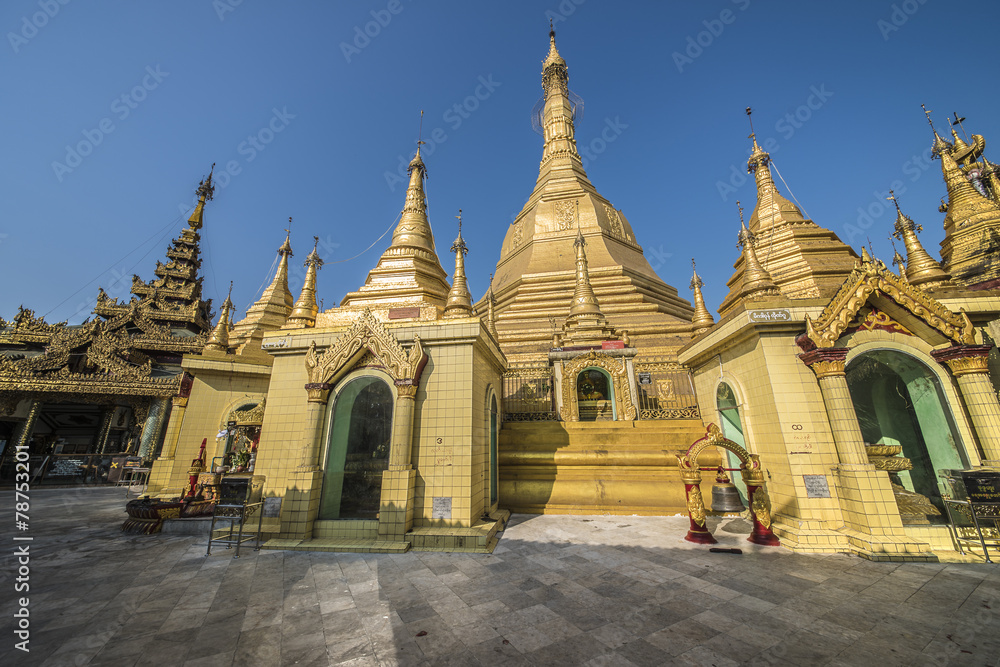 Sule Pagoda in Yangon Sule Pagoda in Yangon
