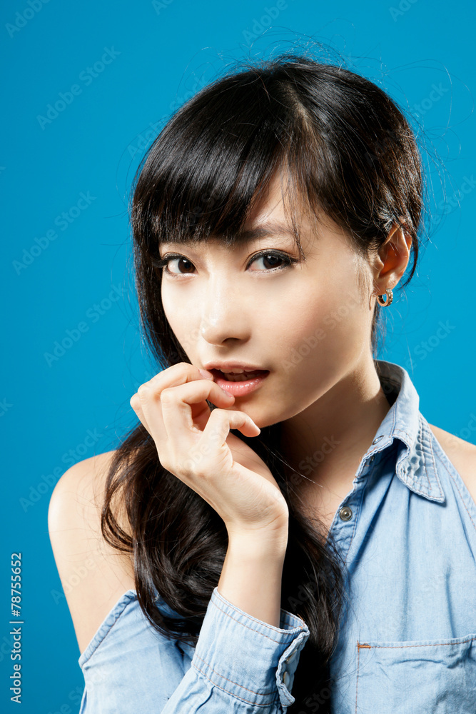 Attractive young girl Attractive young girl