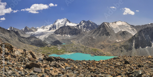 Lake in Kyrgyzstan © michalknitl