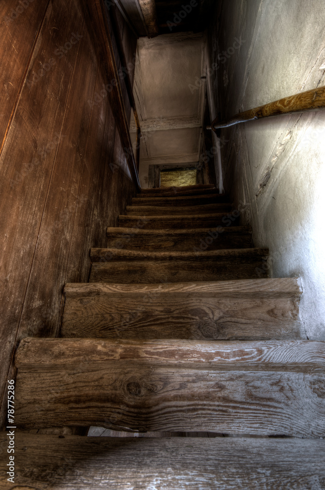 Obraz premium Alte Holztreppe