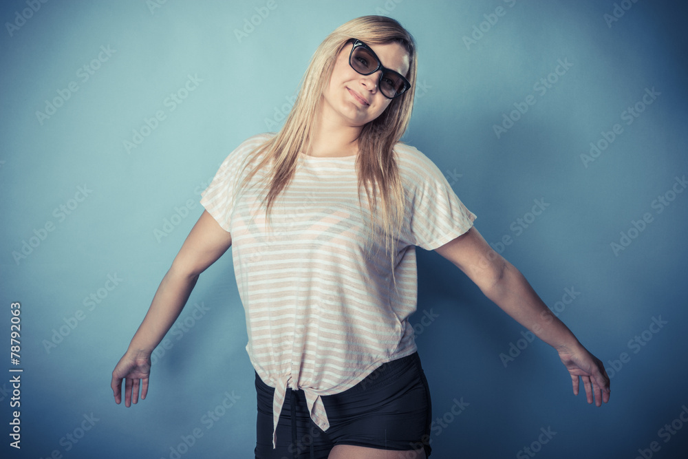 blonde girl in sunglasses blonde girl in sunglasses