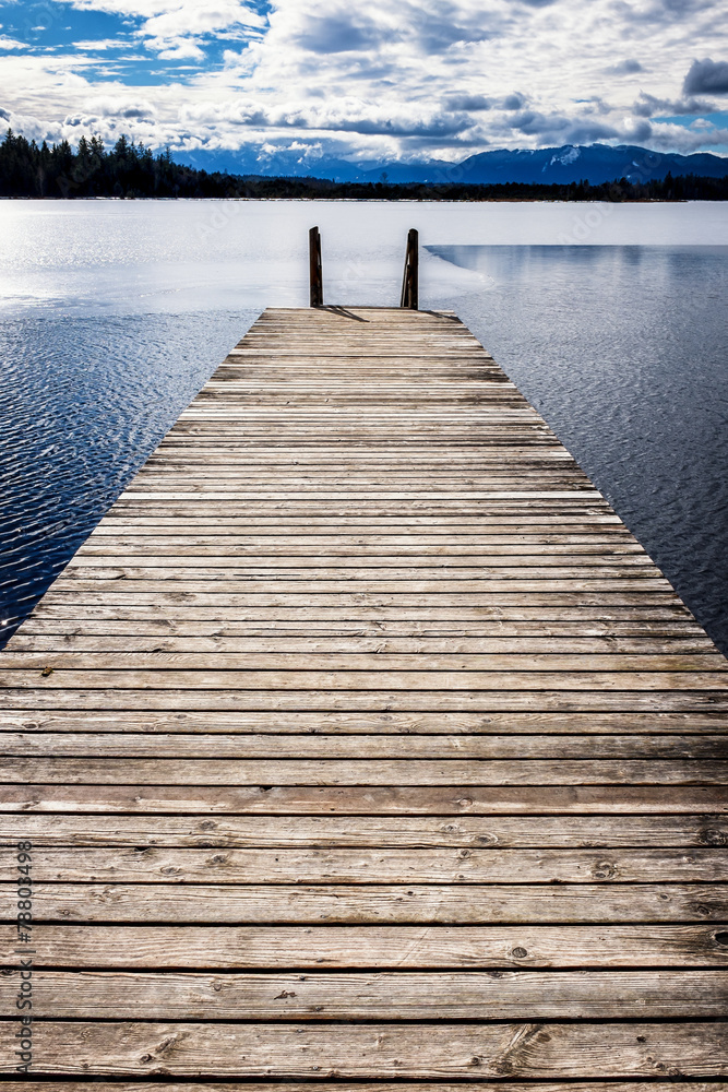 Fototapeta premium old wooden jetty