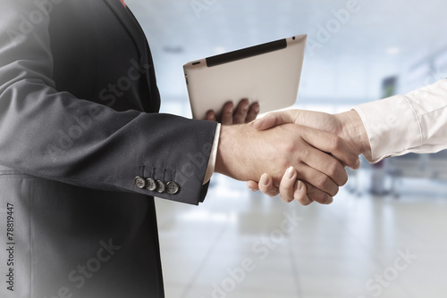 Erfolg im Business Handshake photo