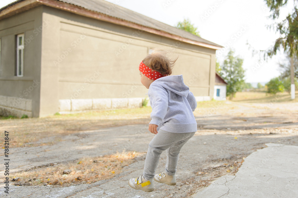 Jumping Girl Jumping Girl