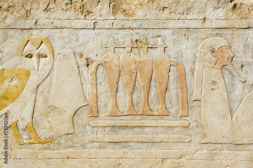 Foto Painting at the temple of Hatshepsut, Luxor (Egypt)