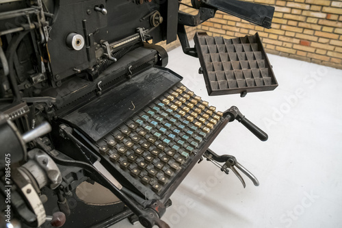 Photos Linotype machine