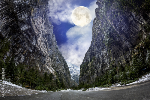 The road leading to the valley leading to Lake ritsa in light of photo