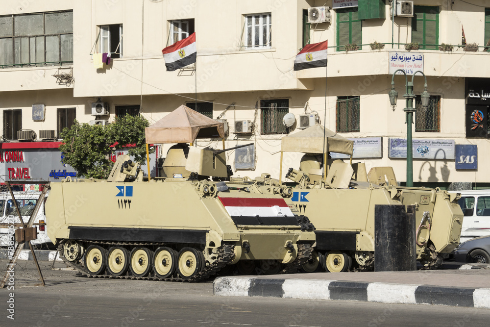 Obraz premium Armoured vehicles in Tahrir Square, Cairo (Egypt)