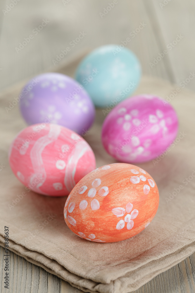 Fototapeta premium easter eggs with flowers, handmade painted eggs
