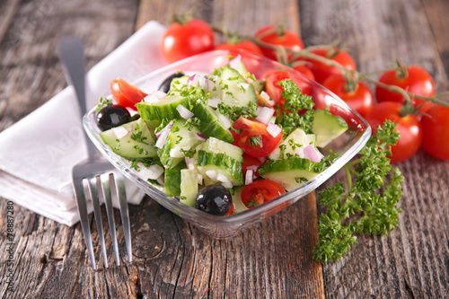 cucumber salad with tomato and tomato