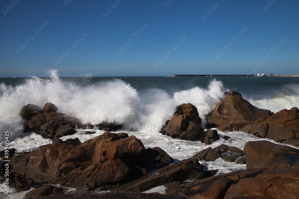 Fototapeta premium Atlantic waves at Portugal coast.