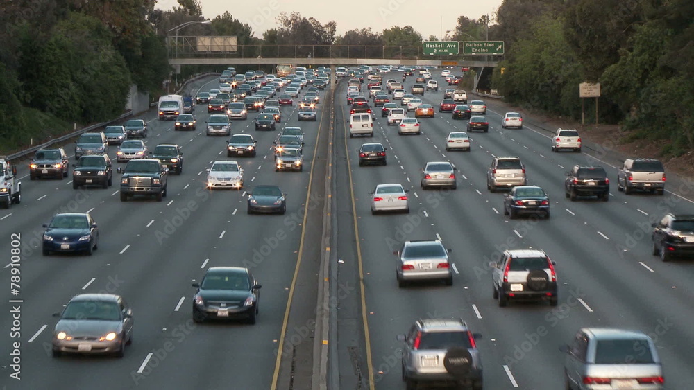 Rush Hour Traffic in Los Angeles - Clip 1 Rush Hour Traffic in Los Angeles - Clip 1