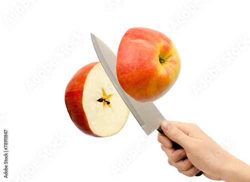 to knife apple