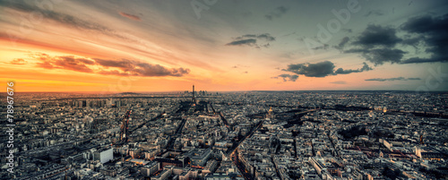 Vue panoramique de Paris © walain