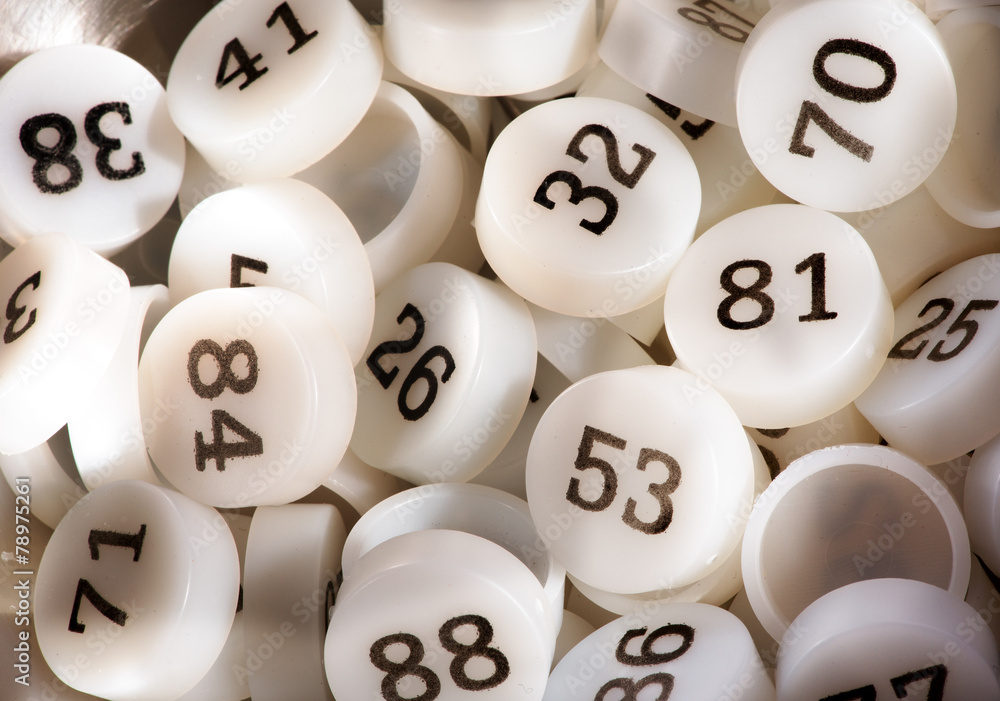 Plenty of White Plastic Bingo Game Numbers Plenty of White Plastic Bingo Game Numbers