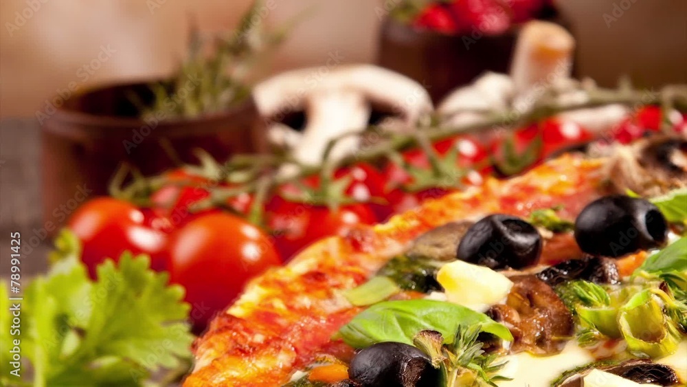 Pan zoom of Italian pizza Pan zoom of Italian pizza