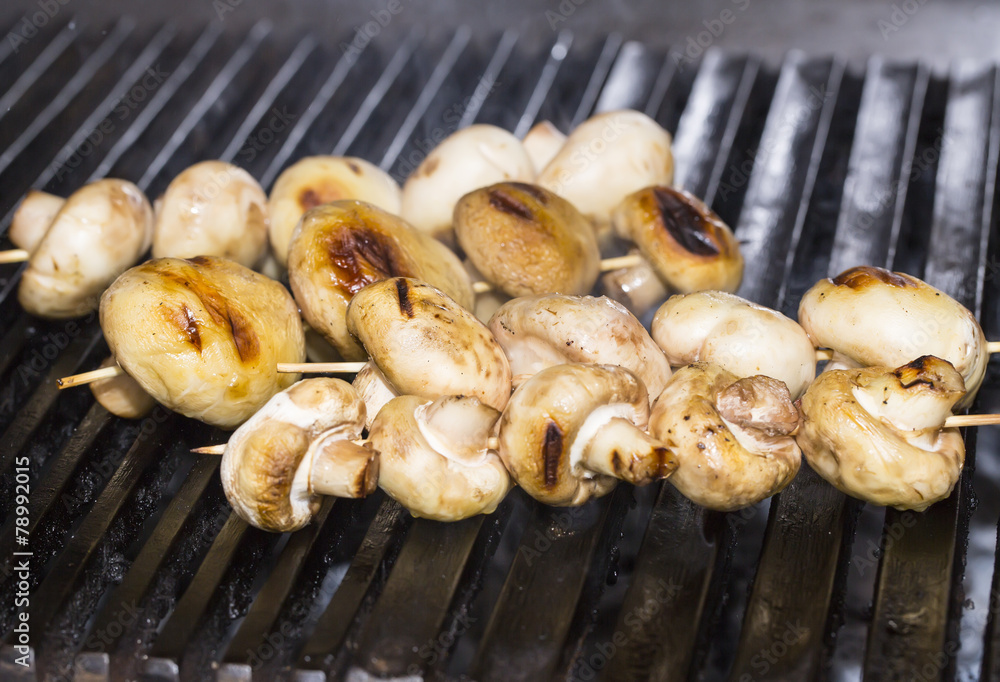 Fototapeta premium mushrooms grilling