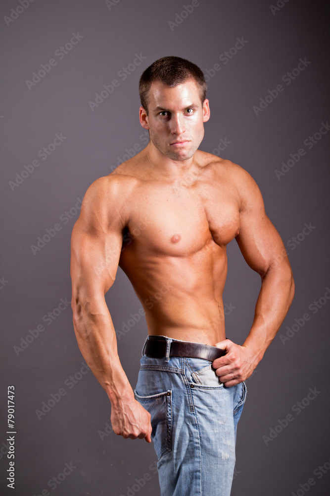 Fototapeta premium muscular man