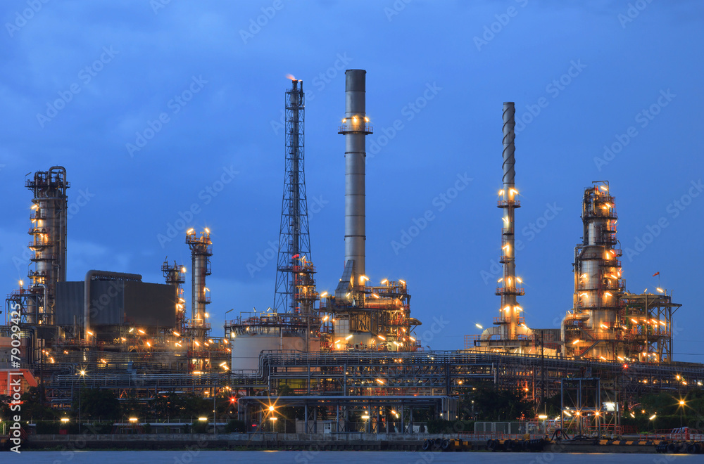 oil refinery plant in heavy industry estate against beautiful du oil refinery plant in heavy industry estate against beautiful du