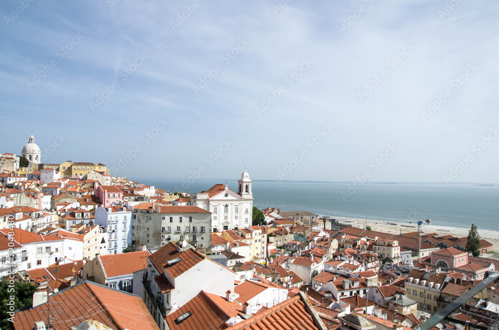 Fototapeta premium Alfama Lisbonne