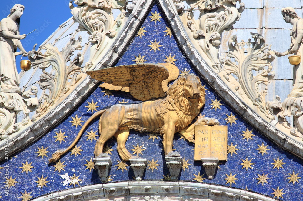 Fototapeta premium Winged lion of Venice