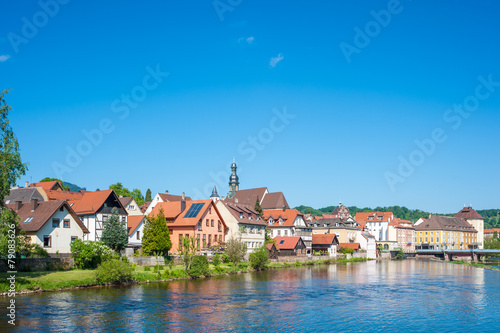 Blick über den Fluss Murg zur Altstadt, Gernsbach