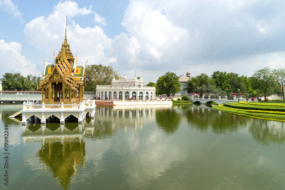 Bang Pa-In Royal Palace is beautiful palace