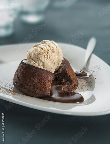 Chocolate fondant lava cake