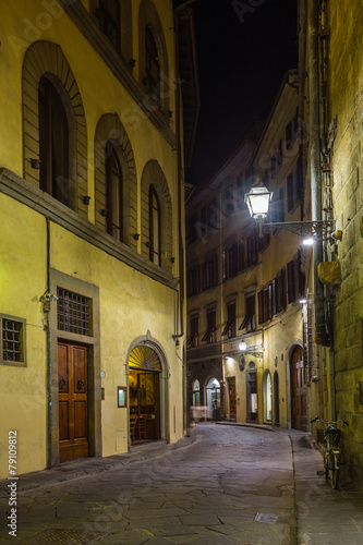 Night view of the town square in Florence Italy #79109812