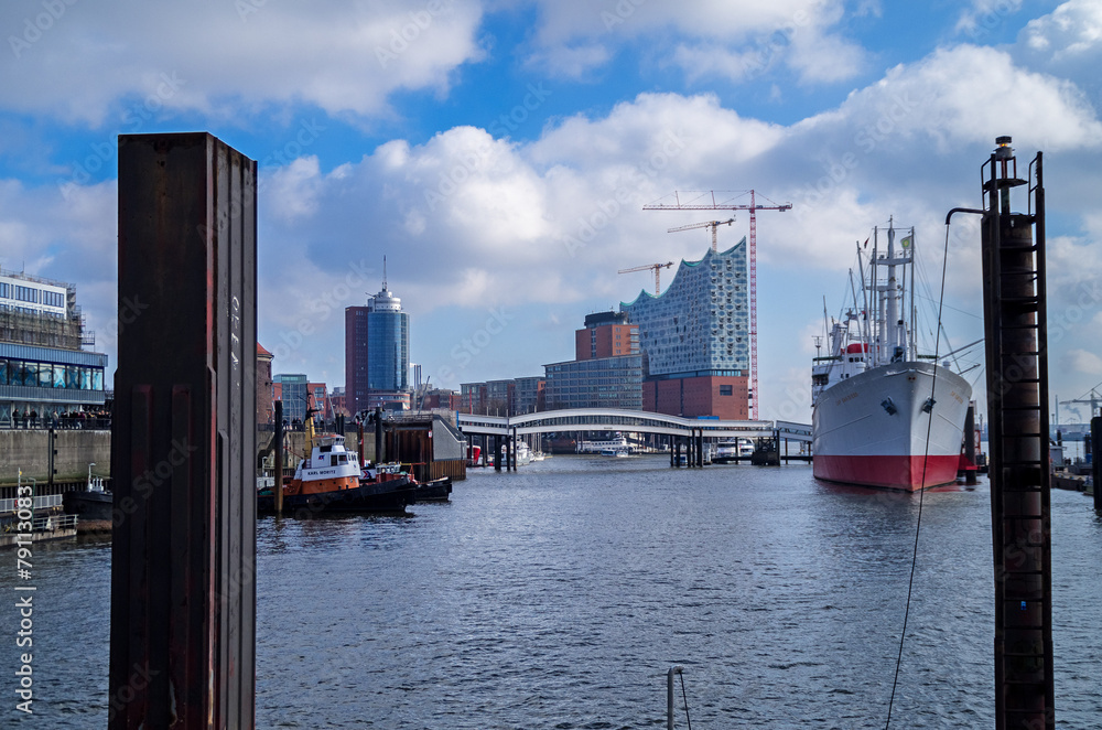 Hamburg Hafen - Landungsbrücken