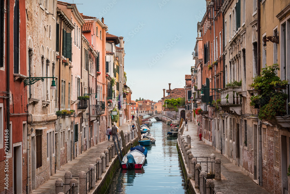 Venise canal quais Dorsoduro