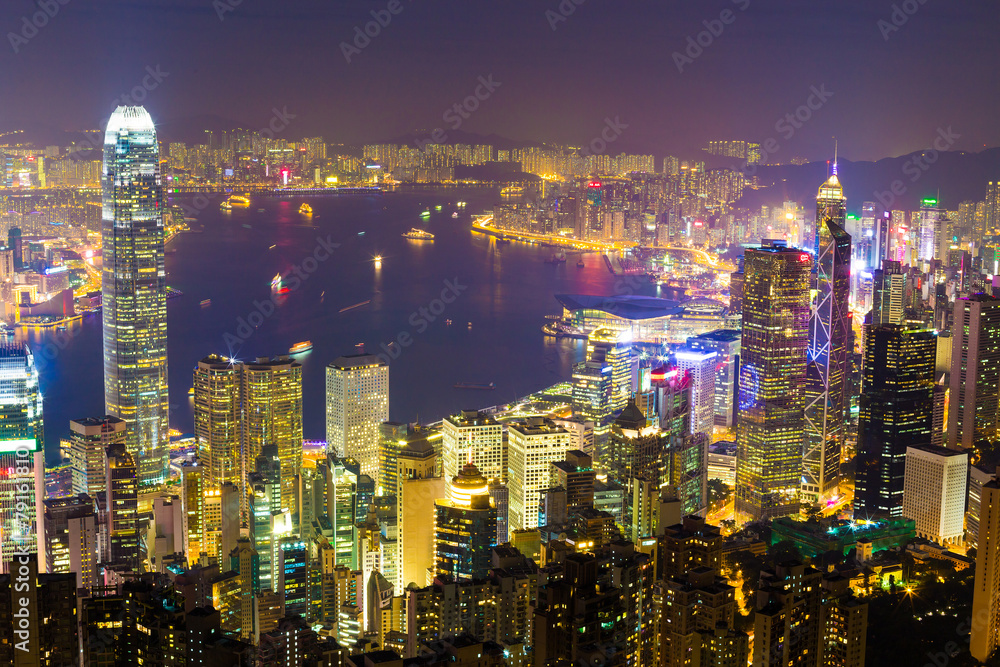 Obraz premium Panoramę Hongkongu w nocy