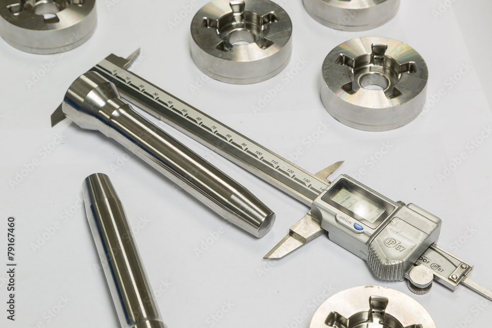 operator inspection dimension of cnc turning parts operator inspection dimension of cnc turning parts