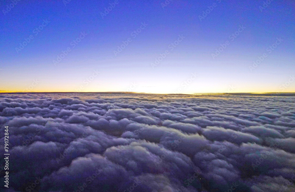 Fototapeta premium above the clouds