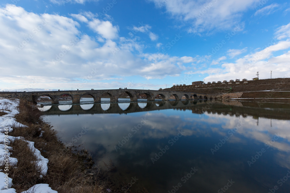stone bridge (Murat Bridge)