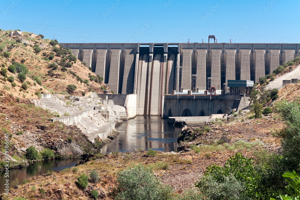 dam on river Tajo, reservoir Jose Maria de Oriol, Alcantara, Spa
