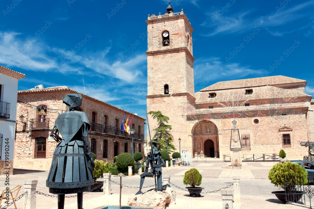 Sculptures Don Quixote and Dulcinea del Toboso in El Toboso - obrazy, fototapety, plakaty 