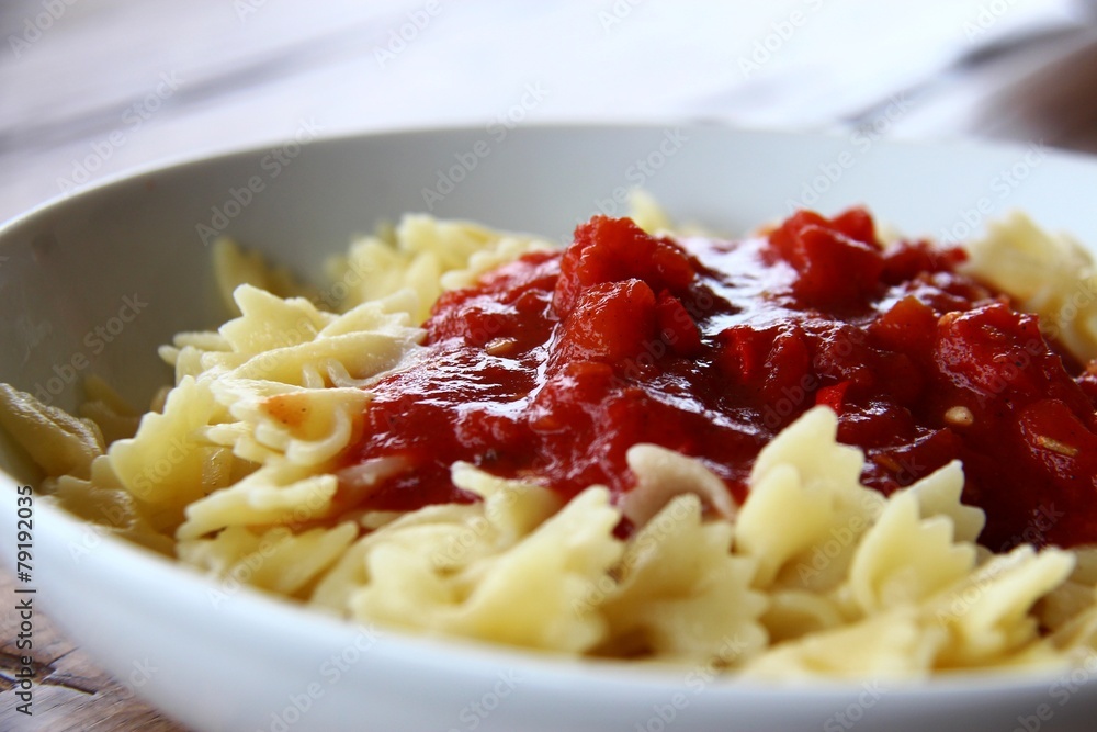 nudeln mit tomatensosse II Stock Photo | Adobe Stock