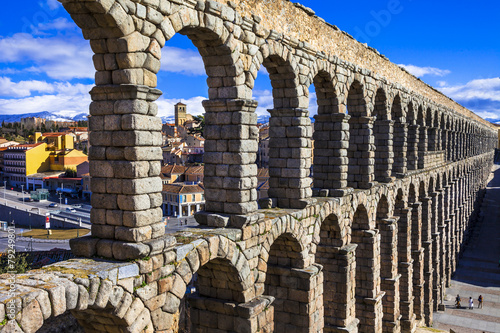 Billede på lærred landmarks of Spain - roman aqueduct in Segovia