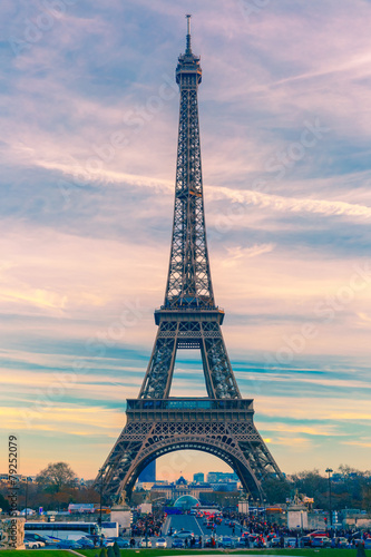 Eiffel tower at winter suset in Paris, France © Kavalenkava