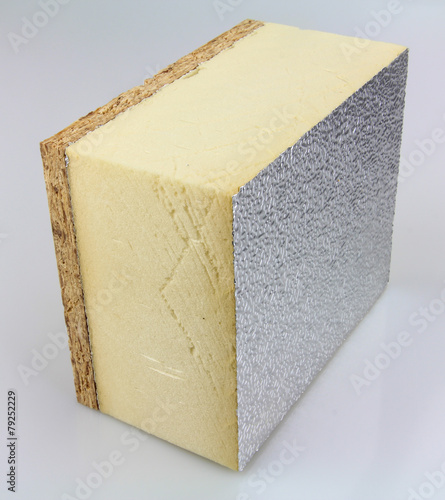 Dachaufbau mit Holzplatte